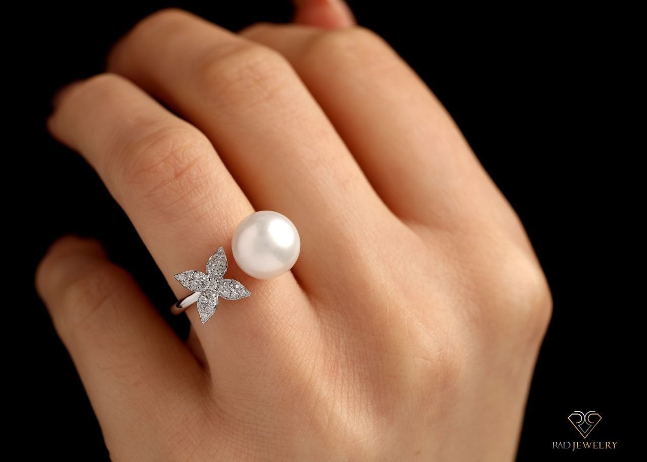 Buy 925 Sterling Silver Round Natural Pearl and American Diamond Ring for  Women Girls Online
